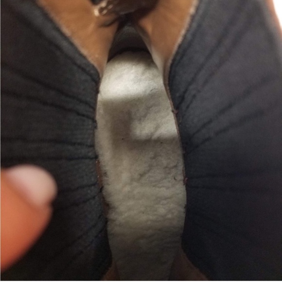 Ugg Western Leather Boots - Picture 6 of 11